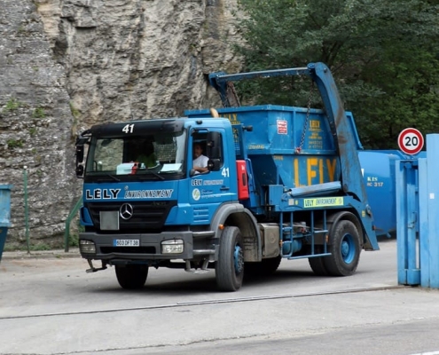Camion multi-gazole - Lely Environnement